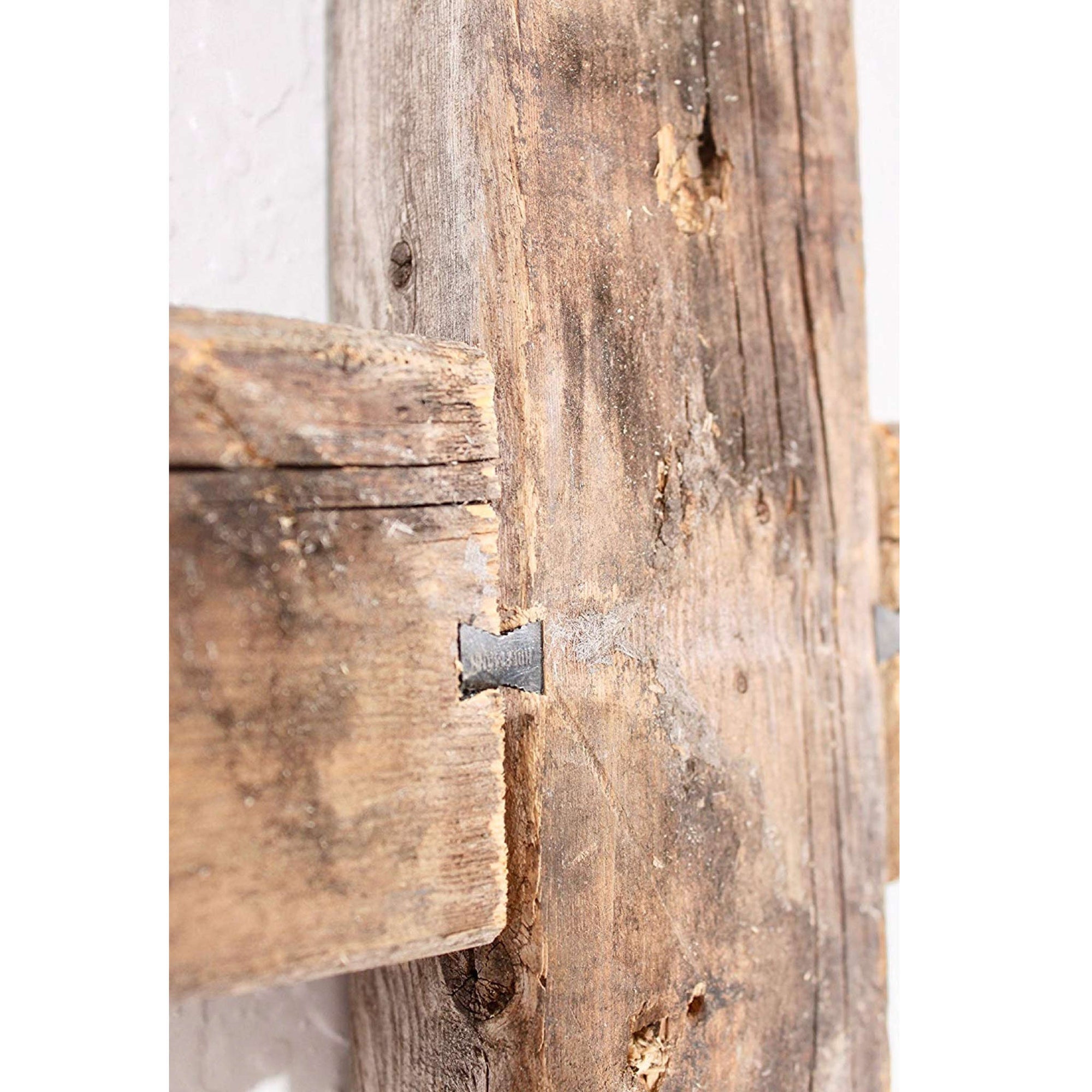 BarnwoodUSA 15 in. x 12 in. White Wash Reclaimed Old Wooden Wall